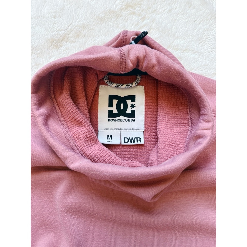 DC | Technical Cowl Neck Fleece - Picture 7 of 10